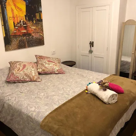 Nankurunaisa Δωμάτια σε οικογενειακή κατοικία