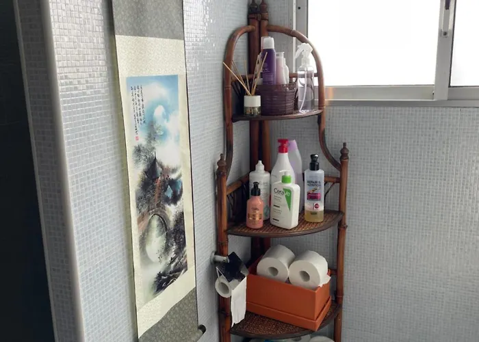 Quarto em Acomodações Particulares Nankurunaisa