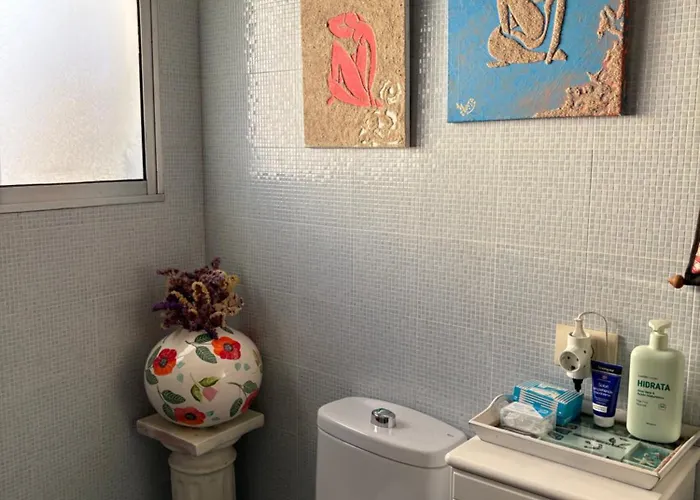 Nankurunaisa * ויגו